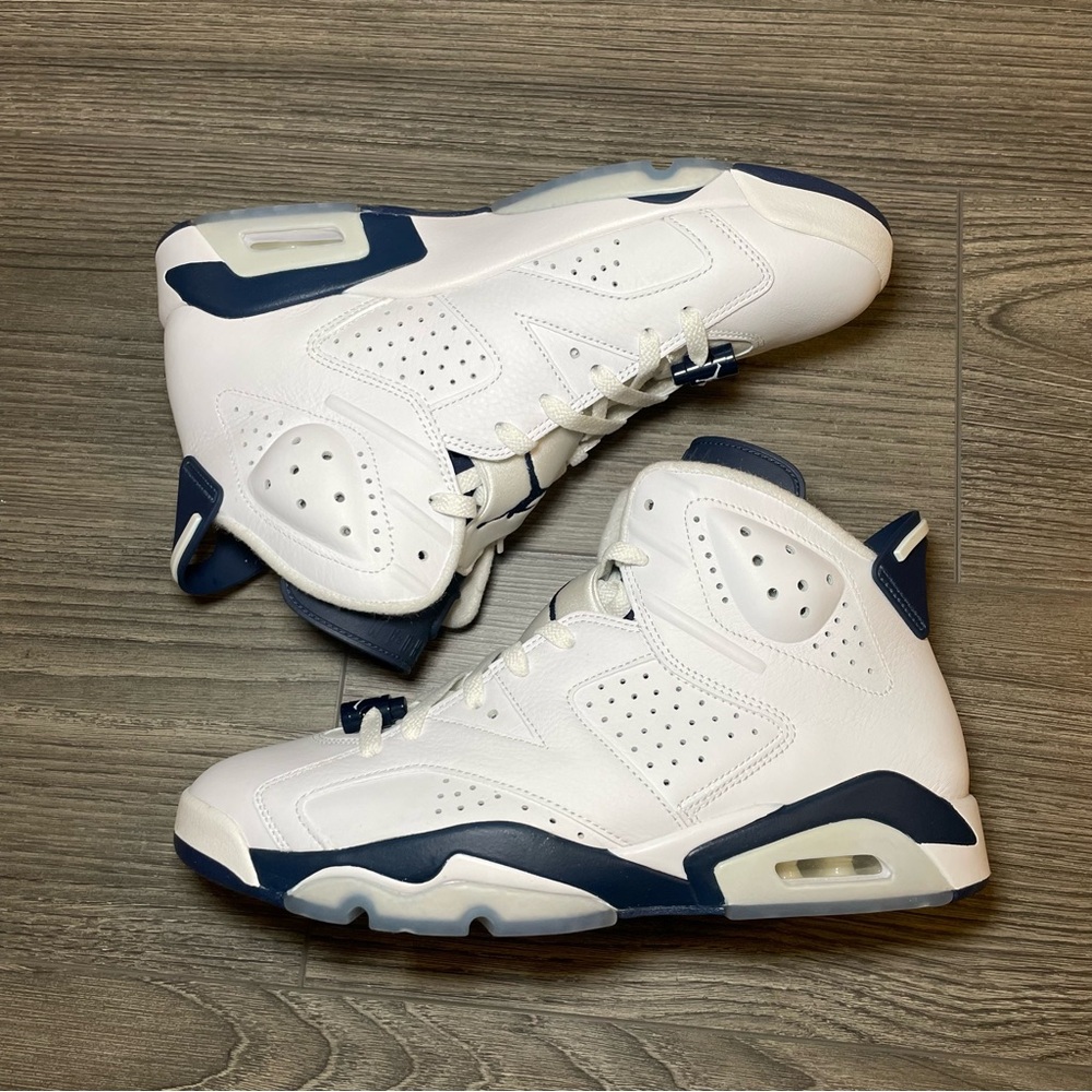 Air Jordan 6 Retro Sneakers